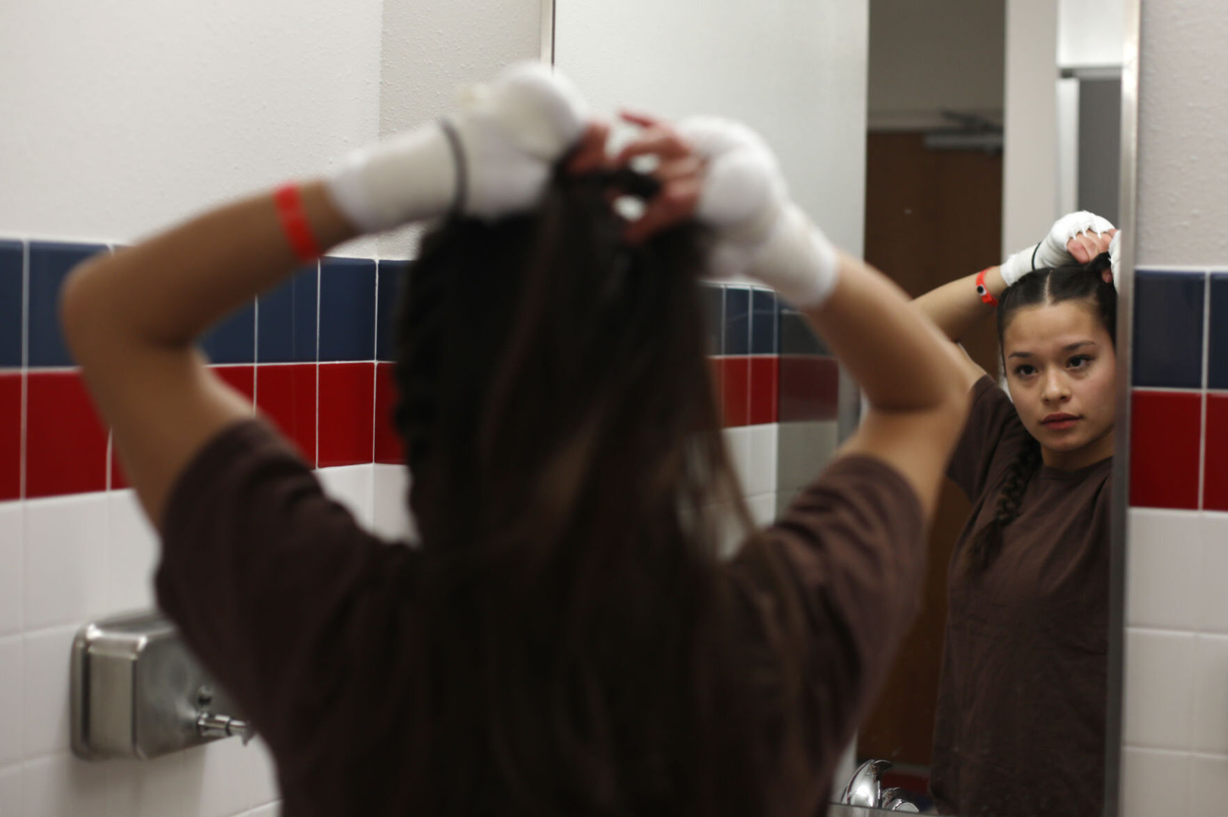 Boxing Sisters